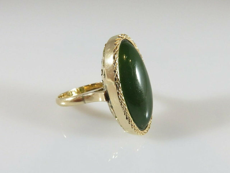 Lovely 14K Solid Gold Untreated Dark Green Jade Ring Size 4.75 Circa 1