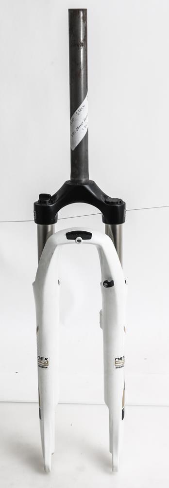 suntour 700c suspension fork