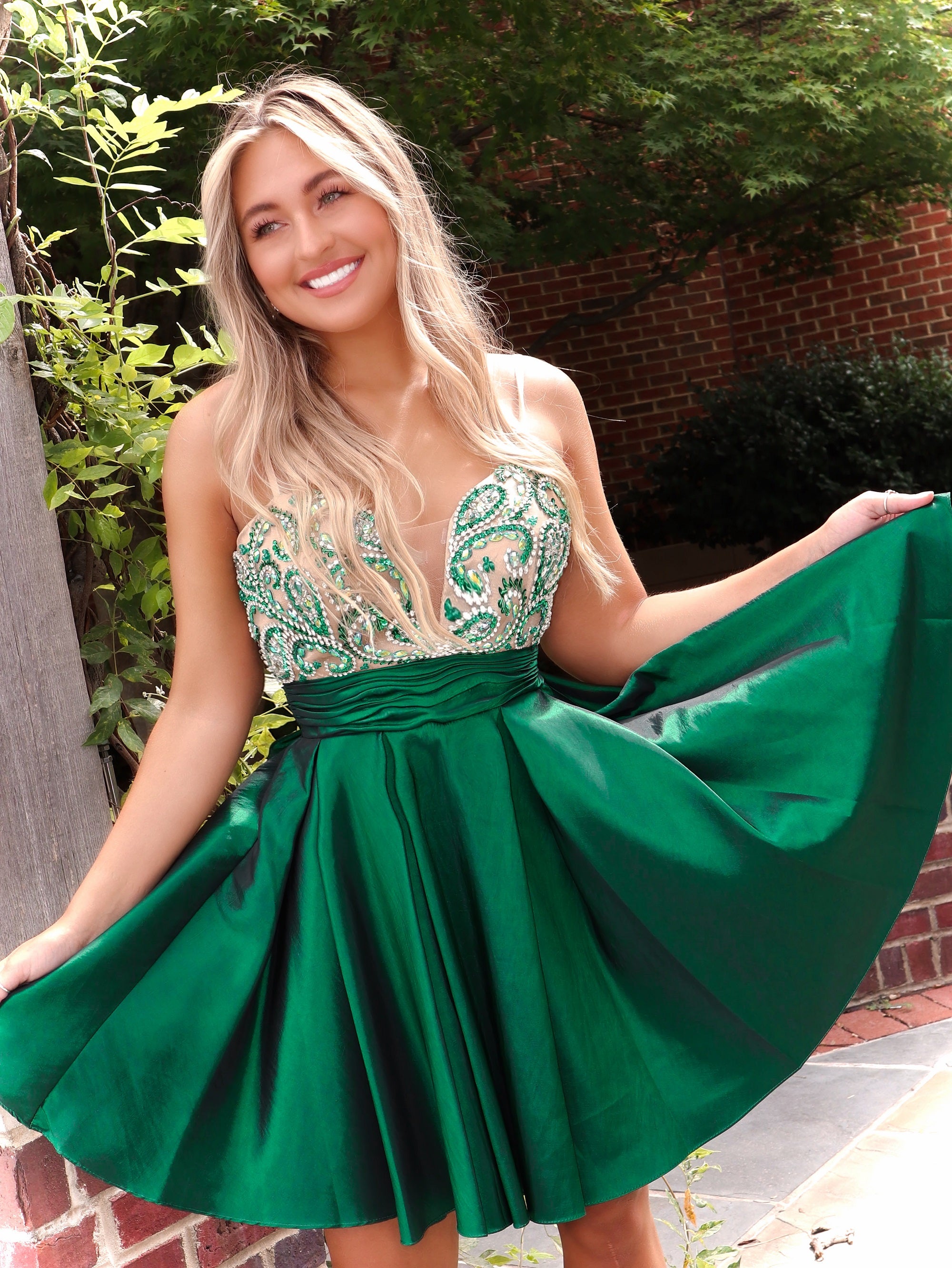 emerald hoco dresses