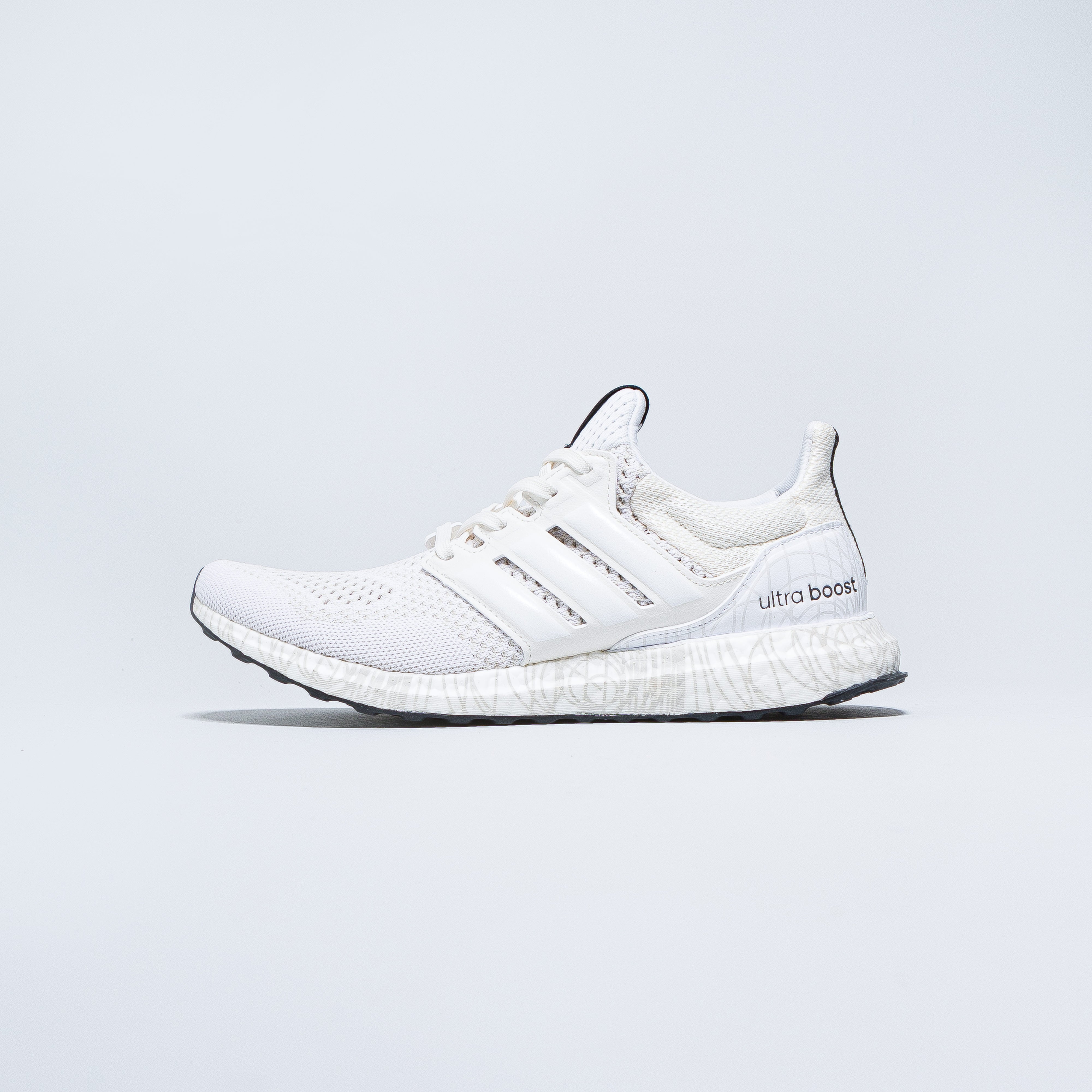 ultraboost white cloud