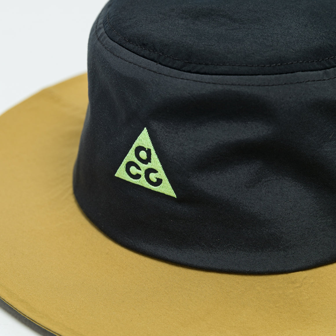 nike acg bucket hat green