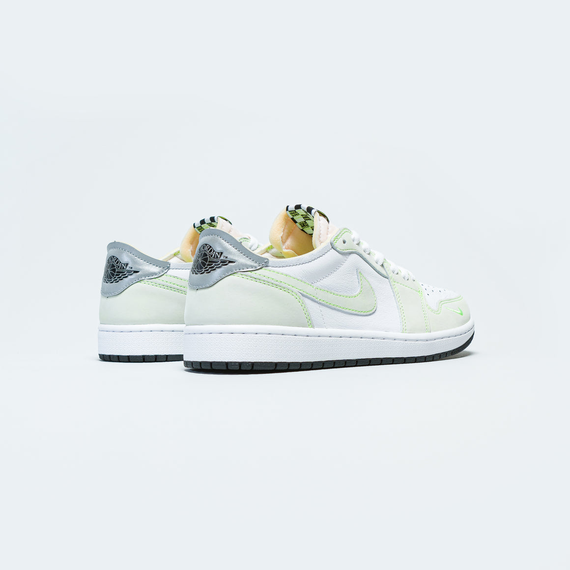 Air Jordan 1 Low Og White Black Ghost Green Up There