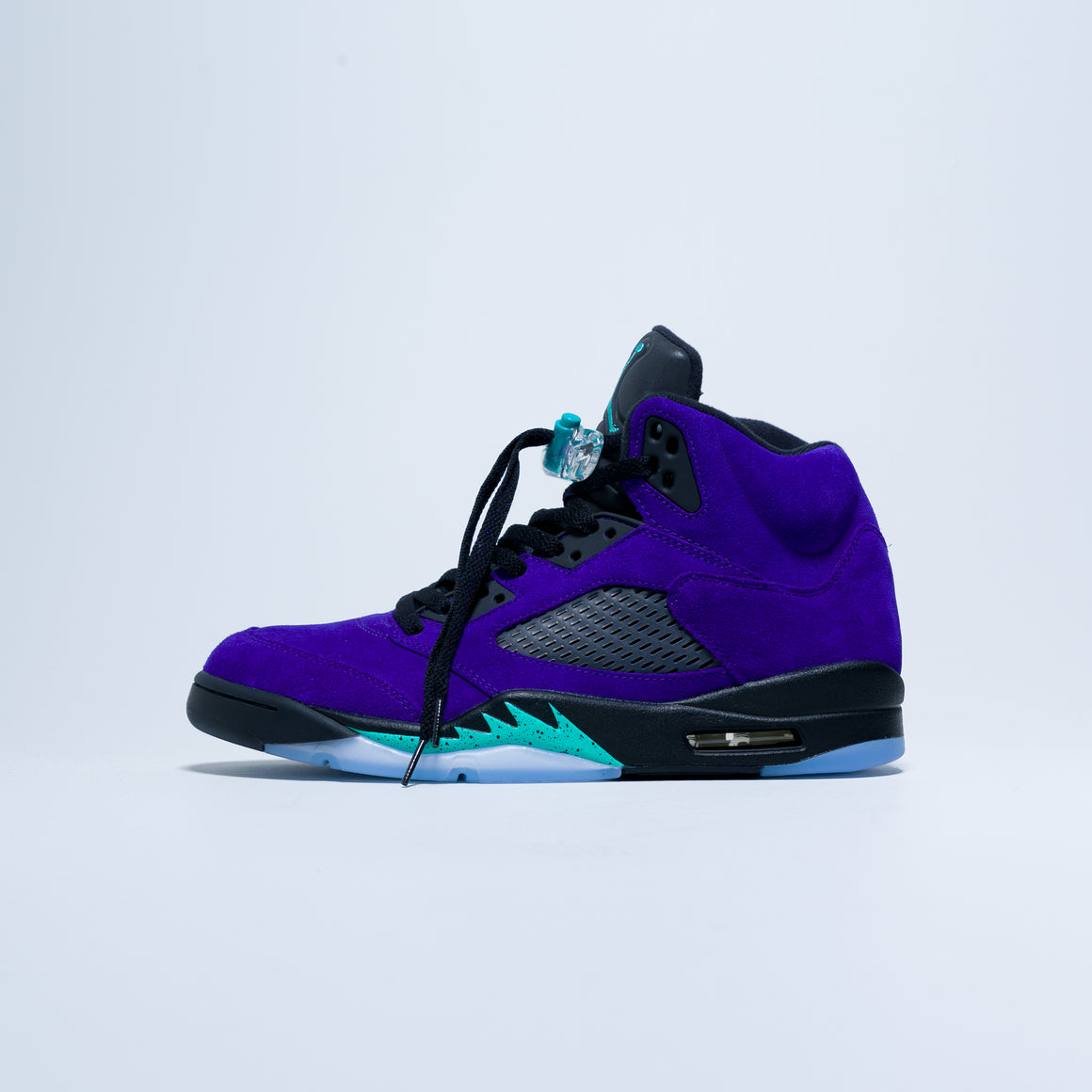 grape emerald jordan 5