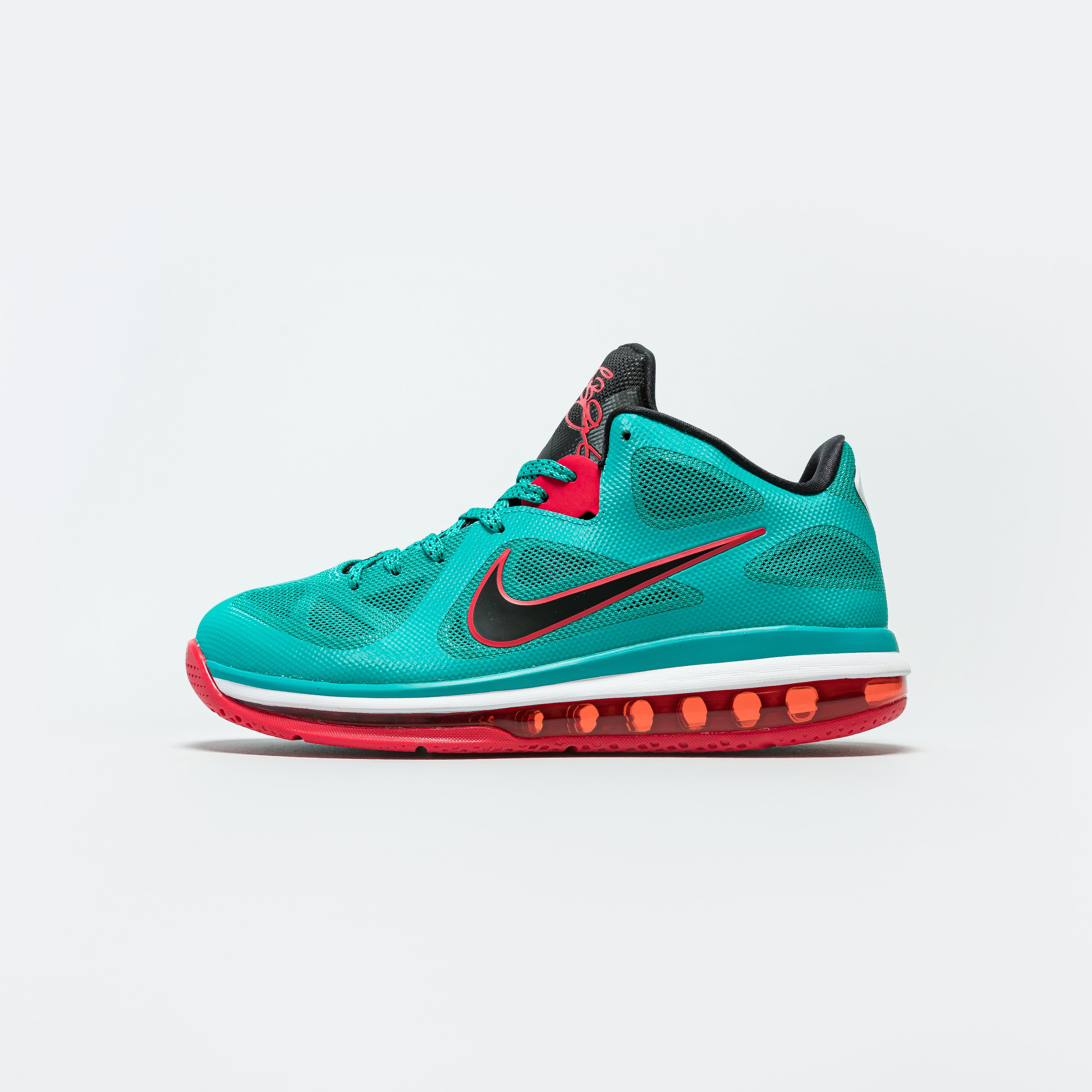 Nike Lebron IX Low 'Reverse Liverpool' New Green/Action Red| Up There