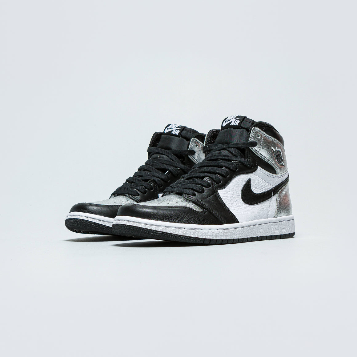 air jordan 1 high black and white womens