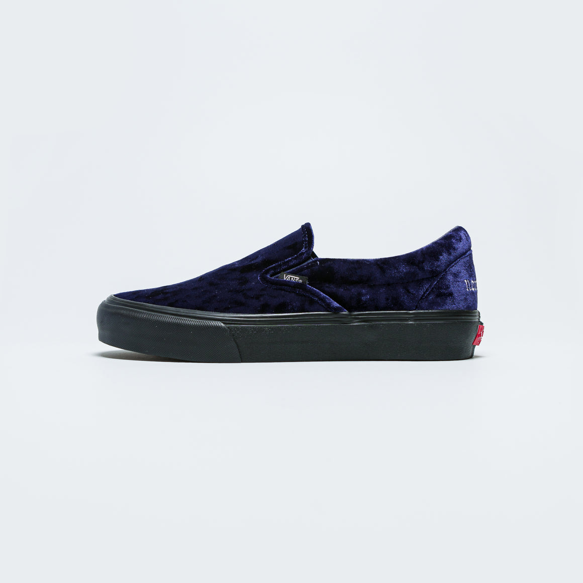 vans velvet slip on