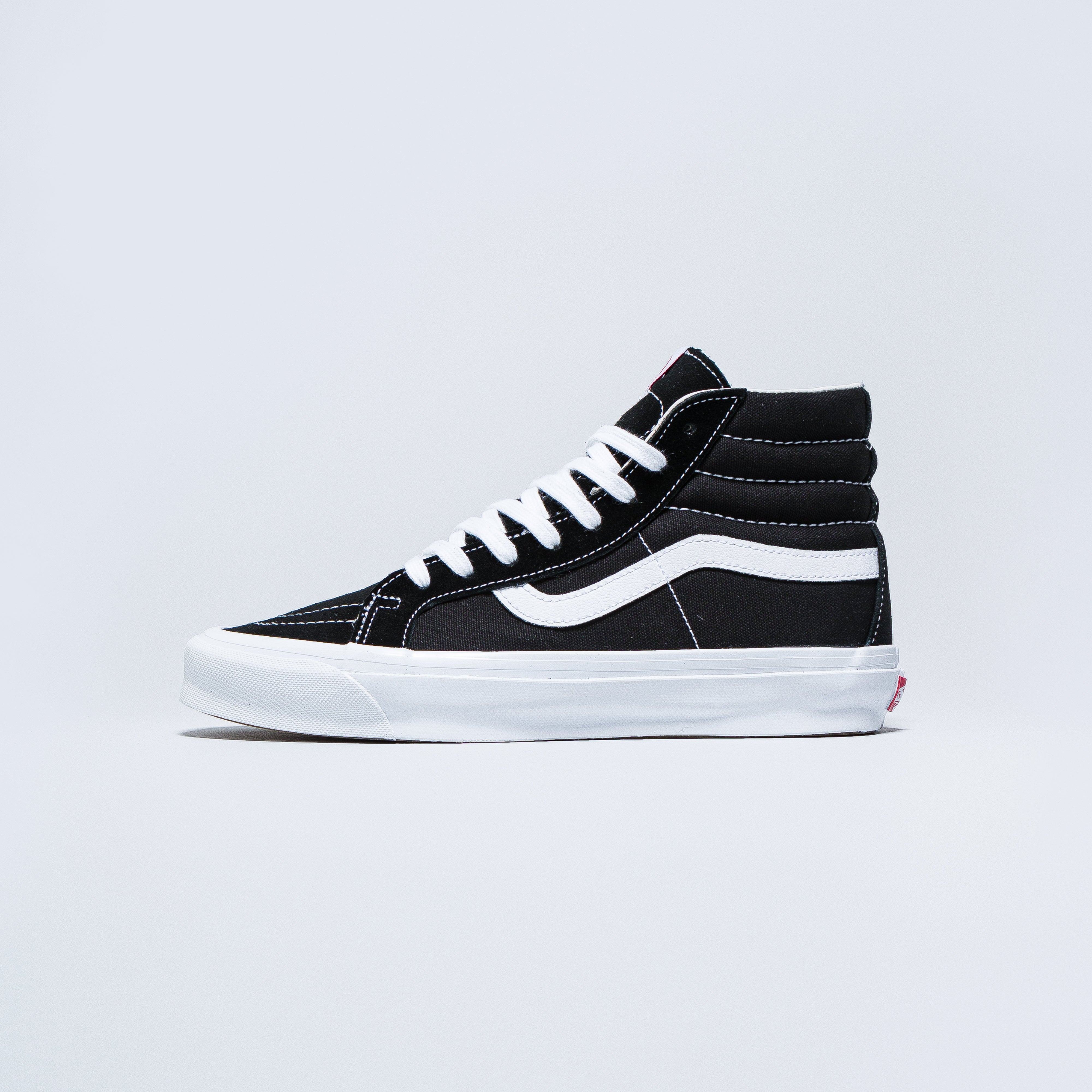 vans sk8 hi black true white