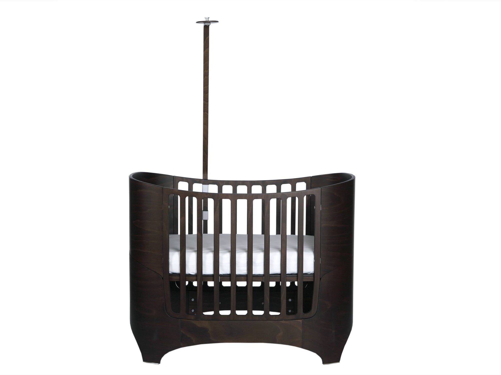 leander baby cot