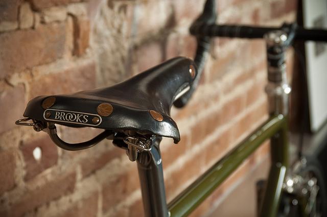 brooks england bicycle saddles