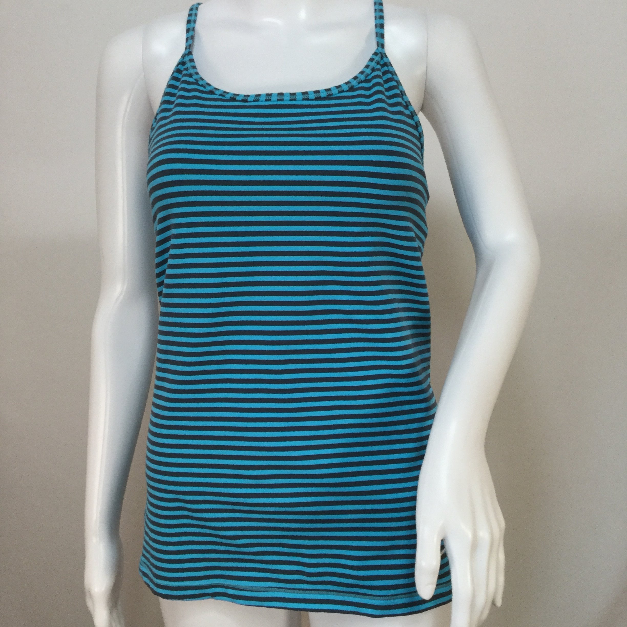 nike athletic tank top