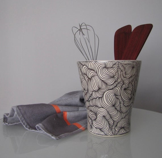 Utensil holder / vase pottery black and white / white clay with black design