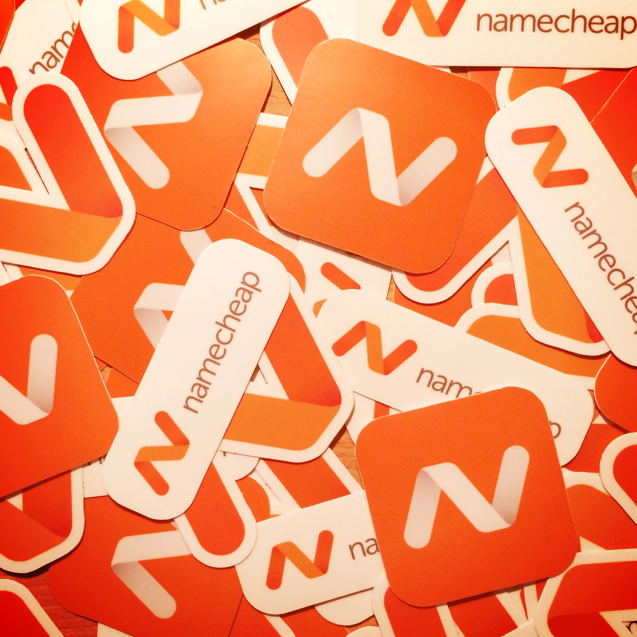 Best Selling Shopify Products on merch.namecheap.com-5
