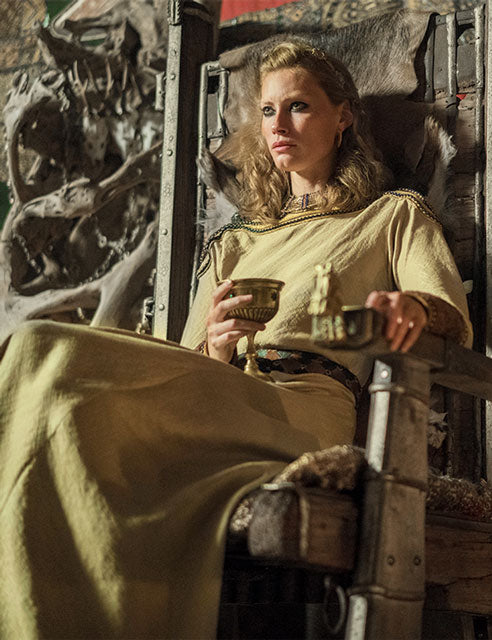 Aslaug | The legend behind this Viking queen! Viking Heritage