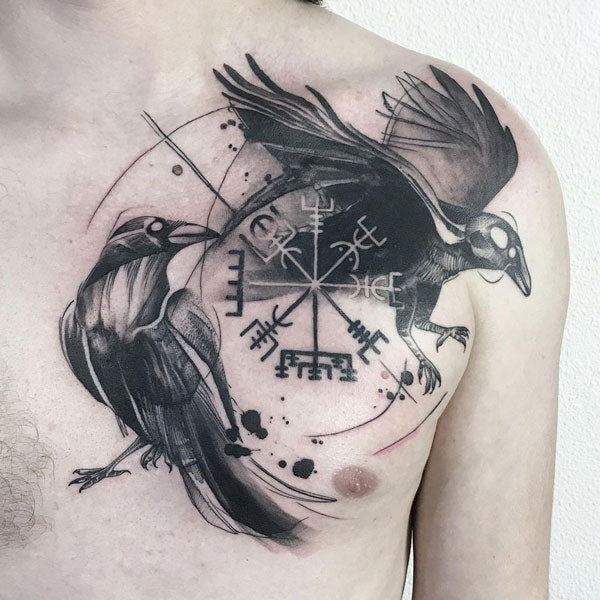 Tatuaje vikingo Hugin y Munin