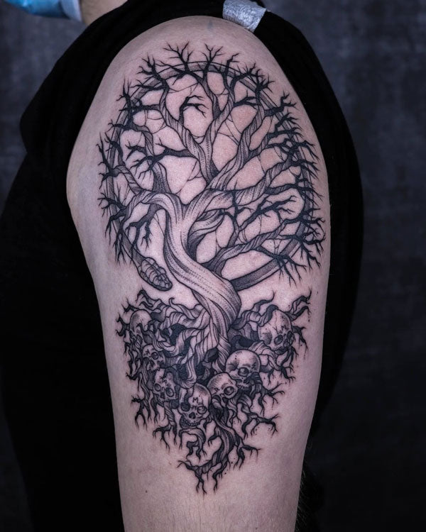 Tatouage Viking Yggdrasil