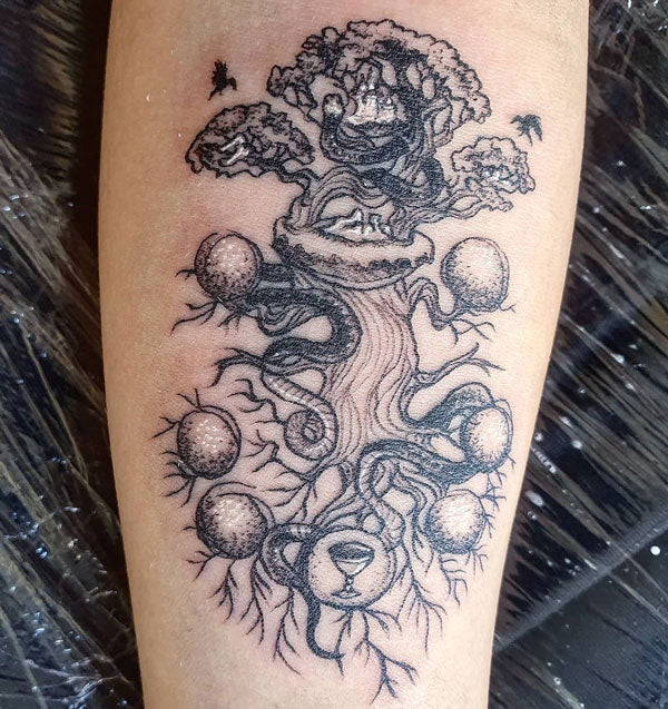 Wikinger-Yggdrasil-Tattoo