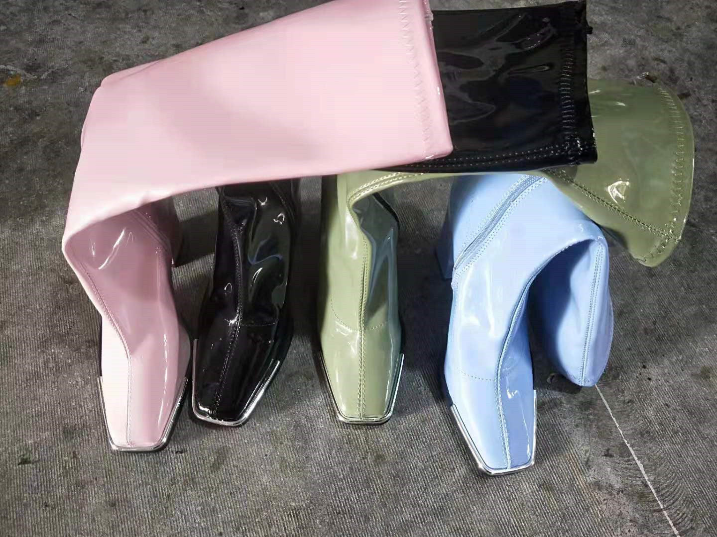 Shiny leather square toe block heel high heel boots（HPSD163）