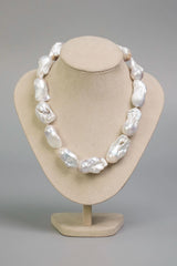 Baroque Choker Necklace in White