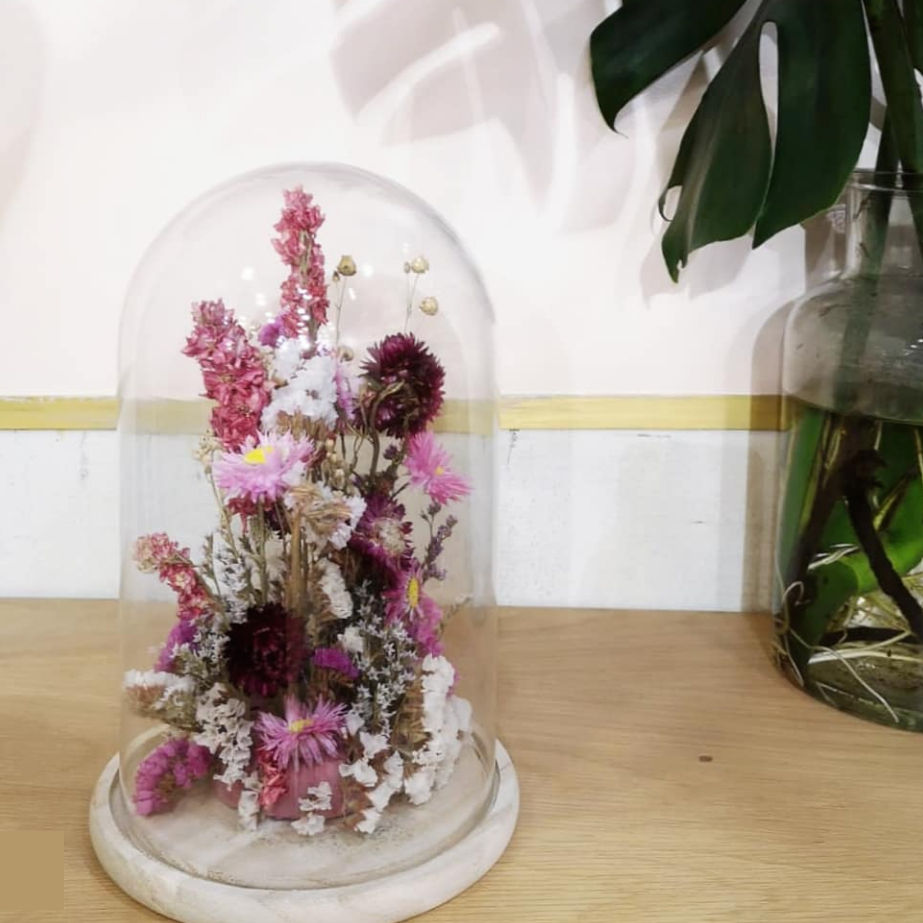 Cloche florales - Fleurs séchées - Composition originale et colorée –  BOBART Bijoux
