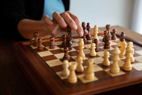 Match the Size of Chess Set to Chess Board