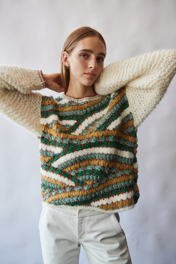 Sweaters - AYNI universe