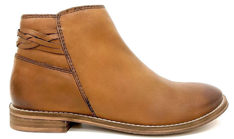 low Block heel ankle bootie tan