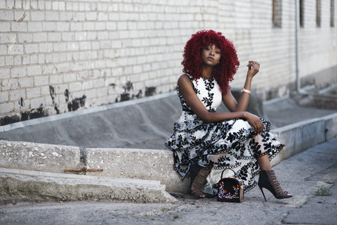 woman-with-curly-bob-wig