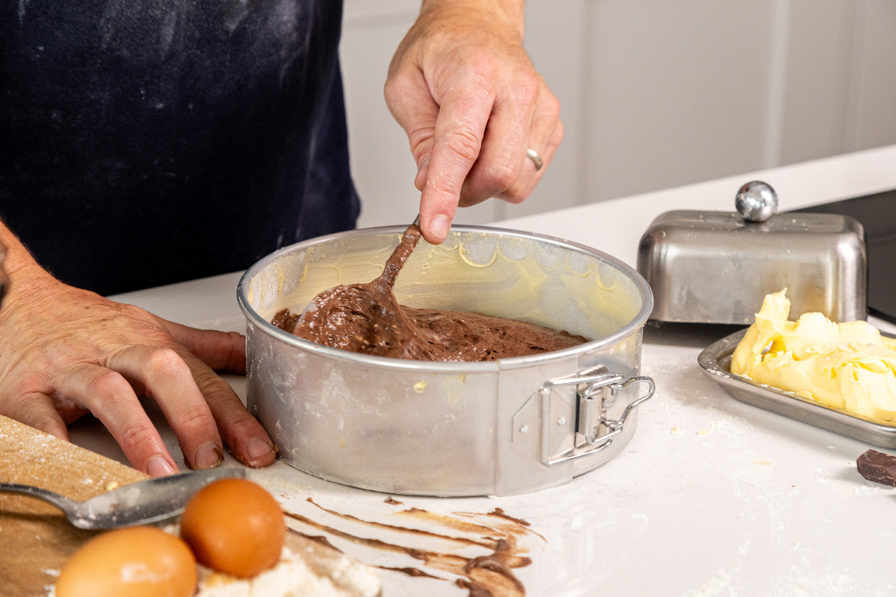 Nordic Ware Brilliance Bundt Pan, 5 Cup, Bundtlette : Target