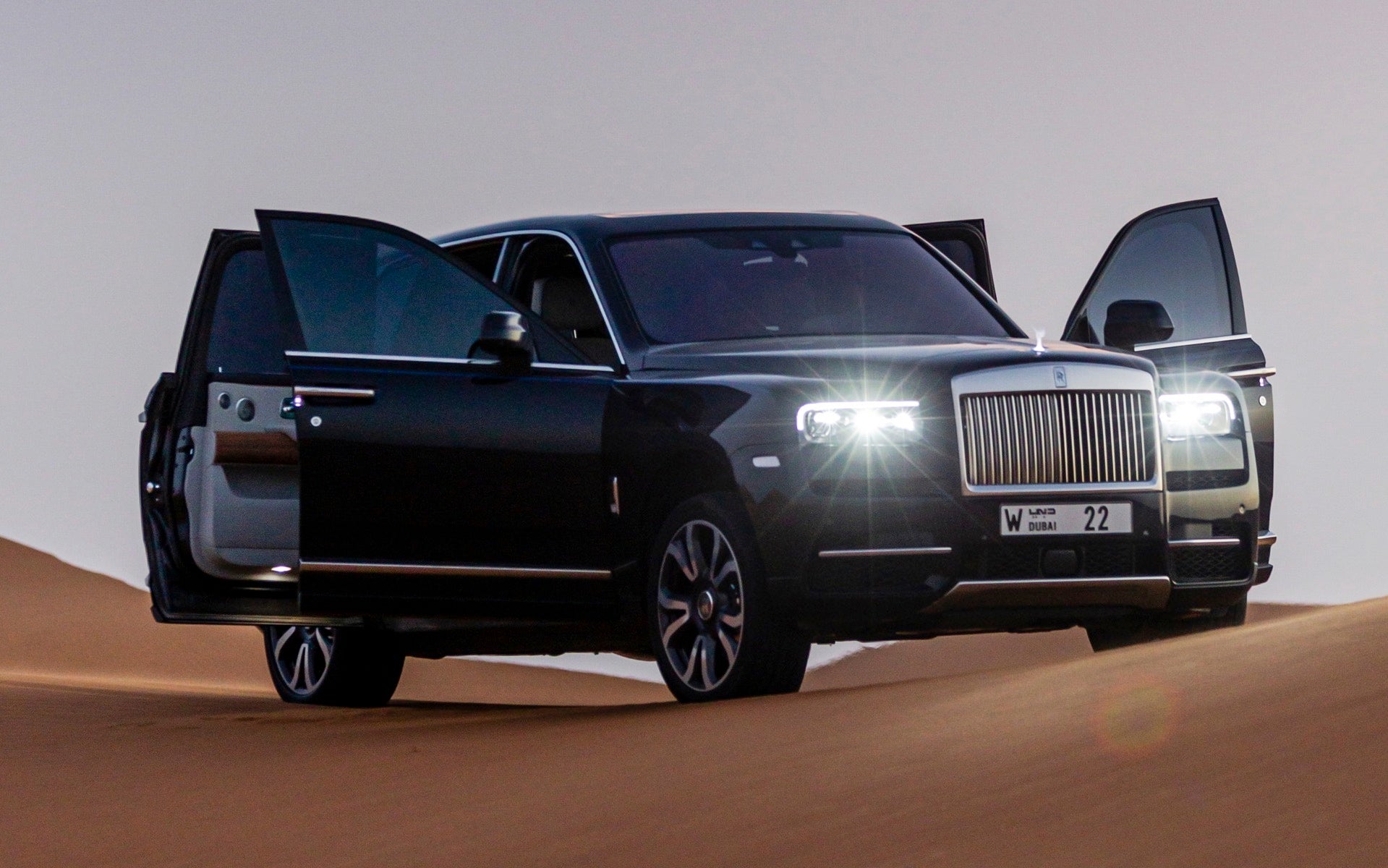 Rolls Royce Wonders of Luxury best SUV car expensive