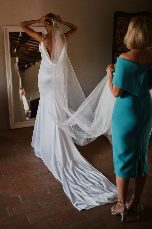 Barely There Wedding Veil | Skylar | Britten Bride | Natalie