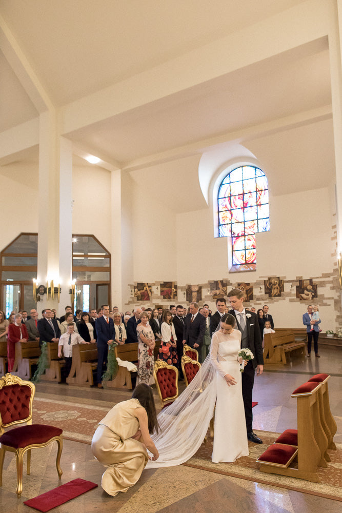 Bespoke crisp silk barely there veil with Cali lace - Britten Bride - Paulina