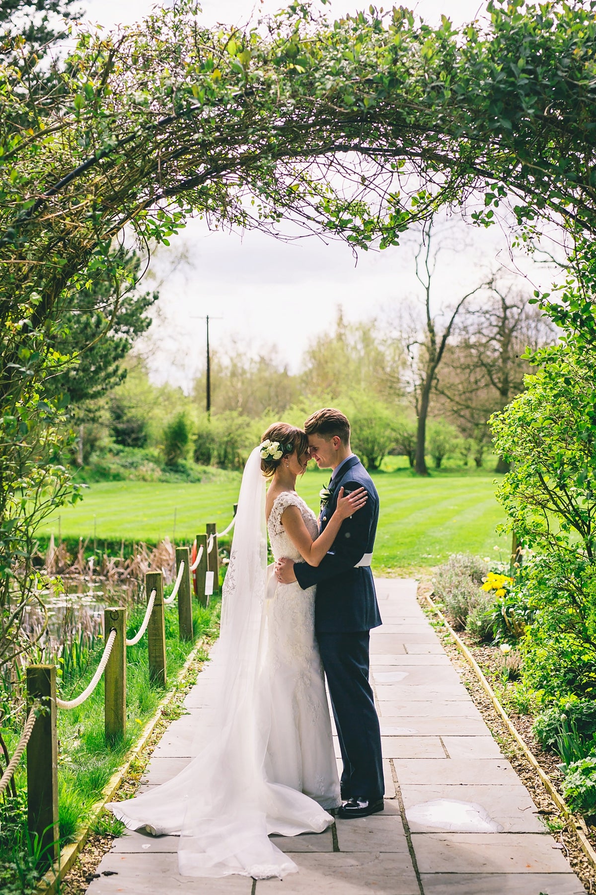 Lace flower motif wedding veil - Paisley - Britten Bride - Jodie