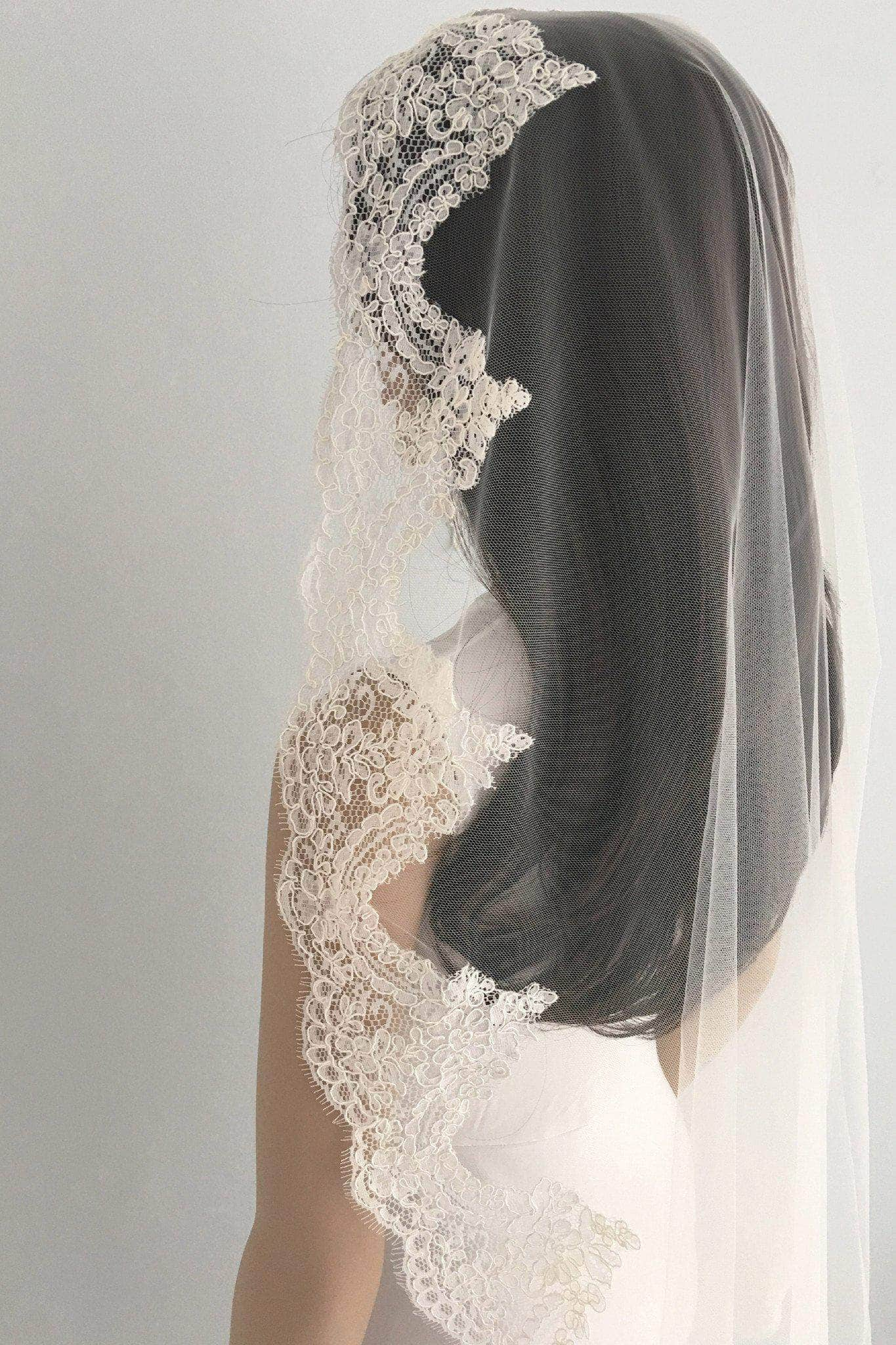 Lace Mantilla Wedding Veil Adela Britten Weddings 7558