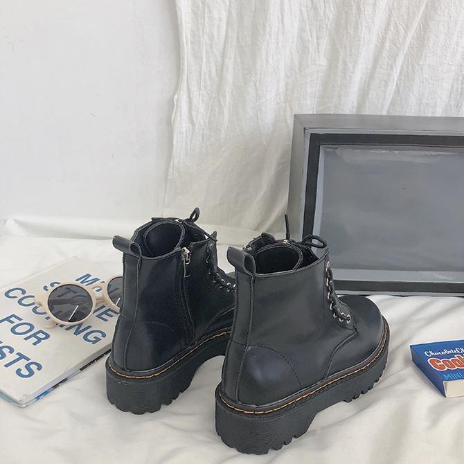 BLACK DR MARTENS AESTHETIC PLATFORM 