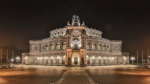 Opera House, the fat Lady Sings, 