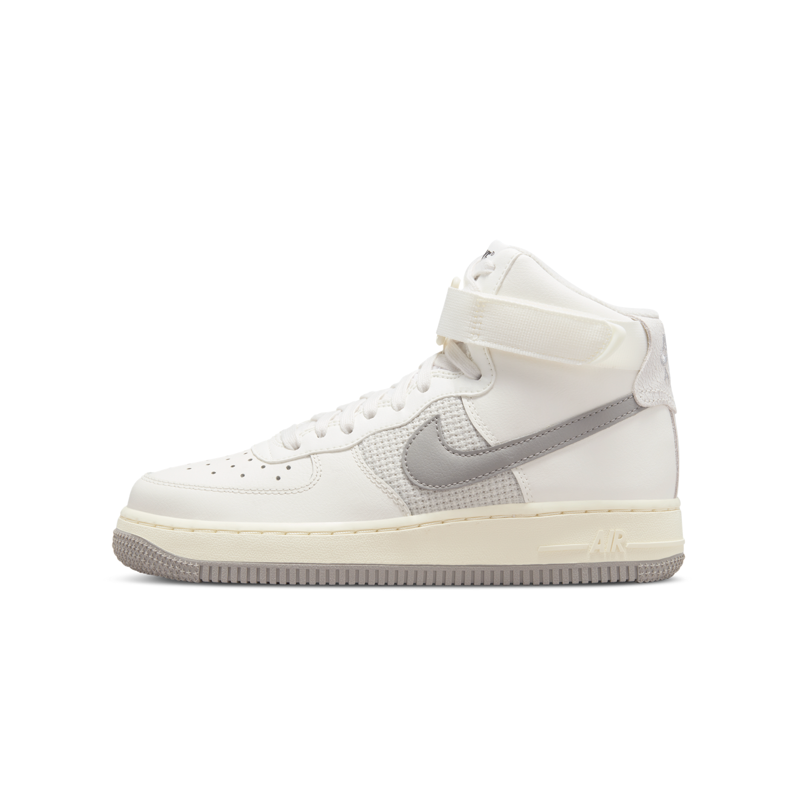 NIKE AIR FORCE 1 HIGH LE GS - SAIL/MEDIUM GREY-LIGHT BONE-COCONUT MILK ...