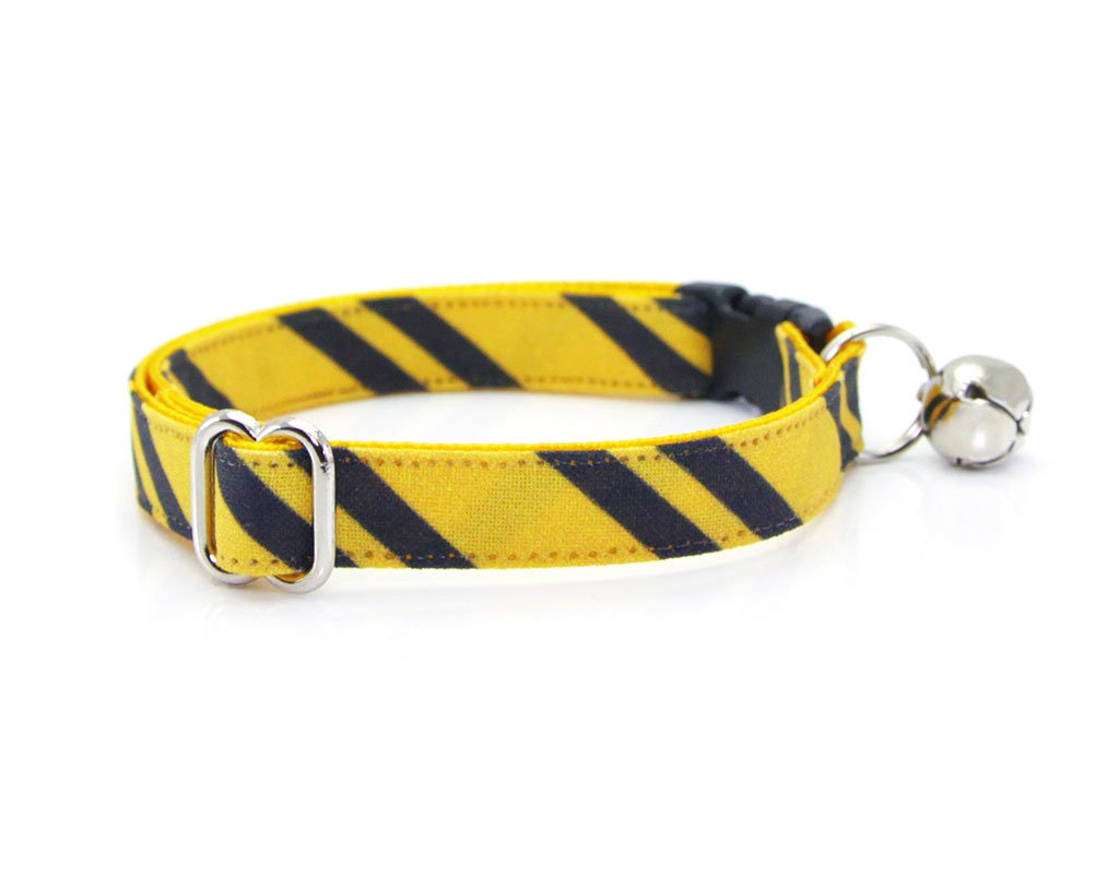 hufflepuff dog collar