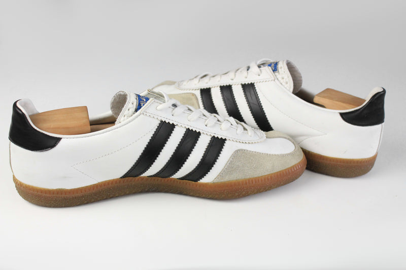 Vintage Adidas Universal Sneakers US 9 – dla dushy
