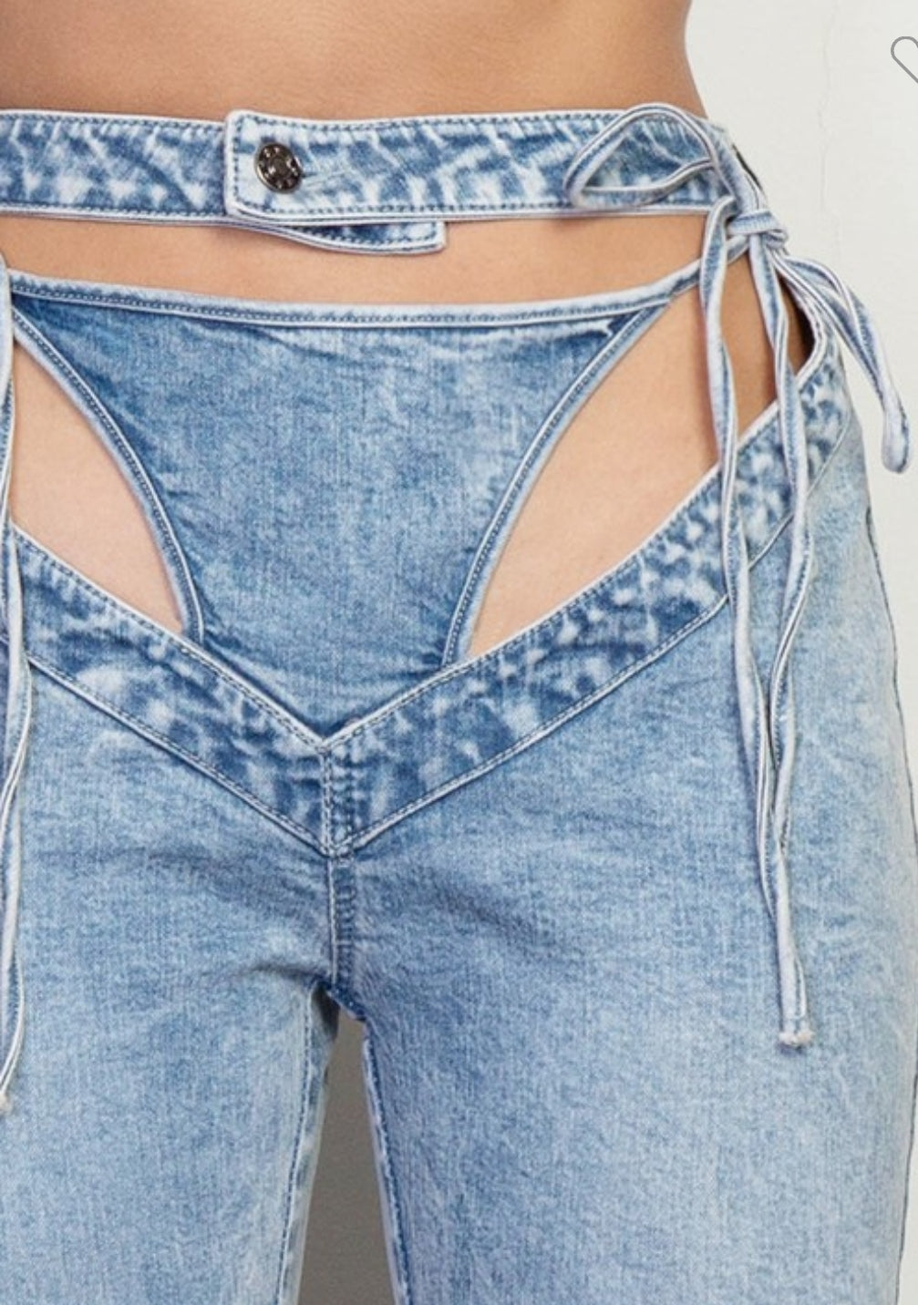 Black Zipper Cut-Out Jeans  Minnie - (G)I-DLE - Fashion Chingu