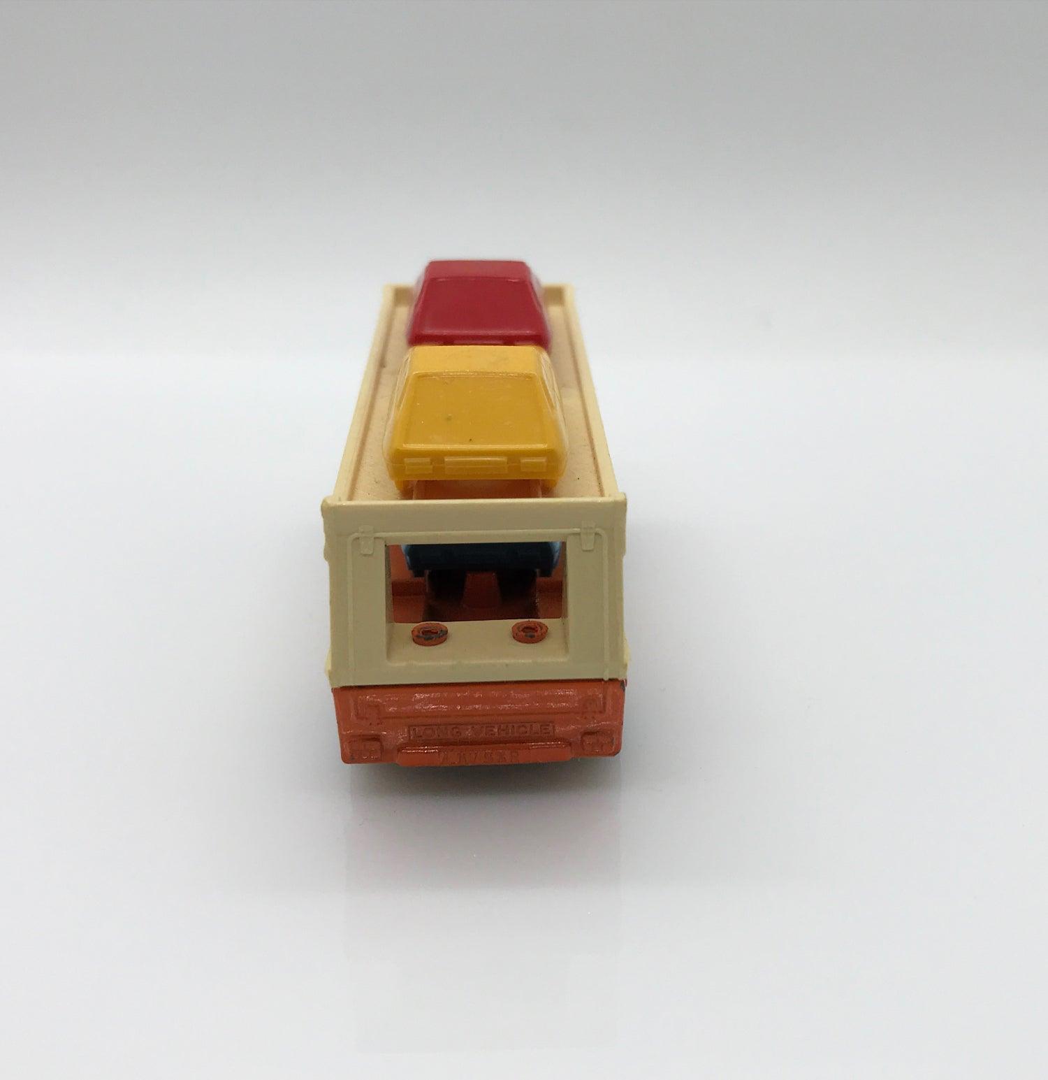 Matchbox Lesney Superfast No. 11 Car Transporter (1976