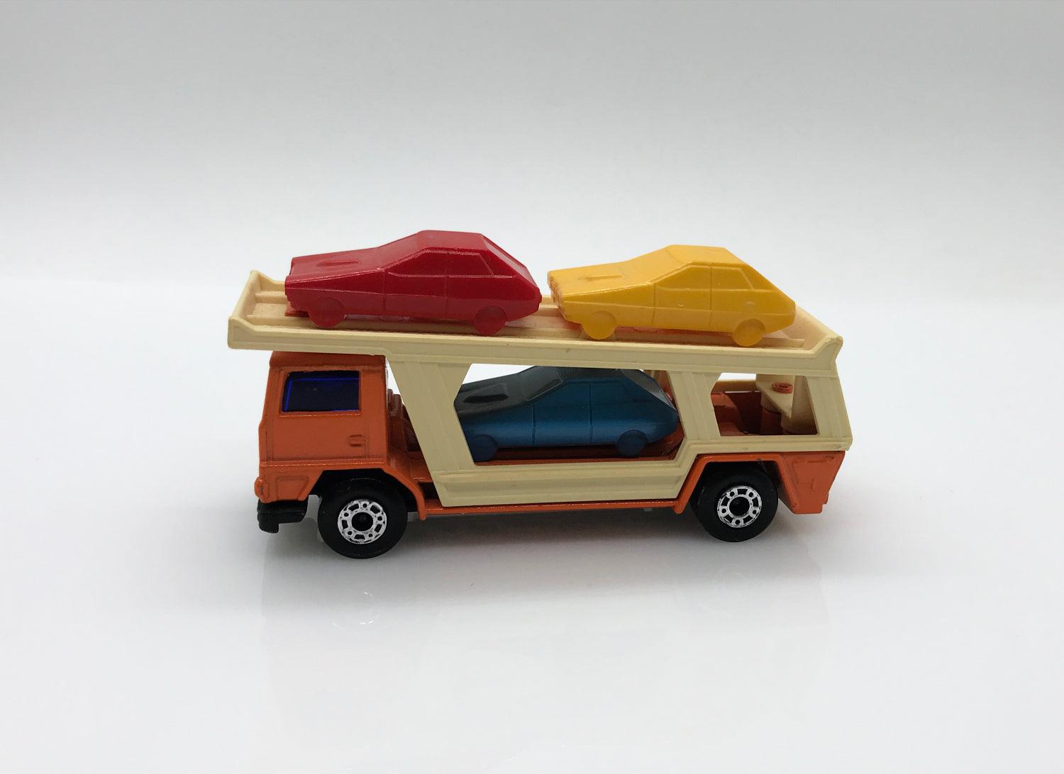 Matchbox Lesney Superfast No. 11 Car Transporter (1976)