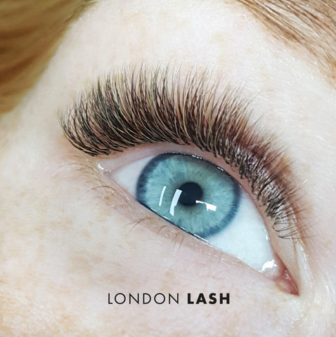 Lash picture of lash client with brown coloured lash extensions