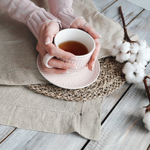 Herbal tea for eyelash extension clients