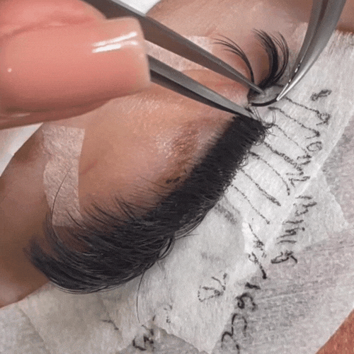 Checking for Lash Extension Stickies