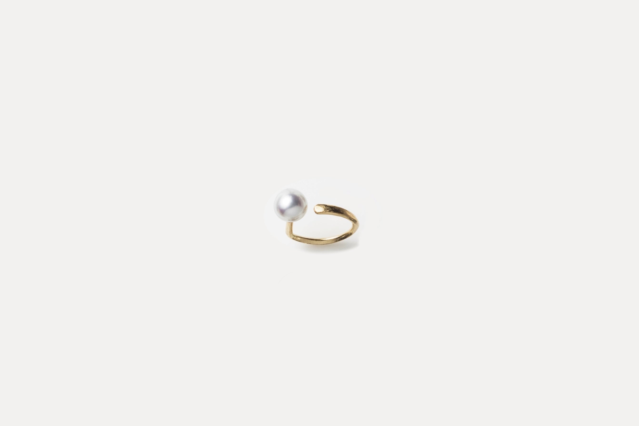 humming pearl Collection ”D Ring Gold” – hum online store