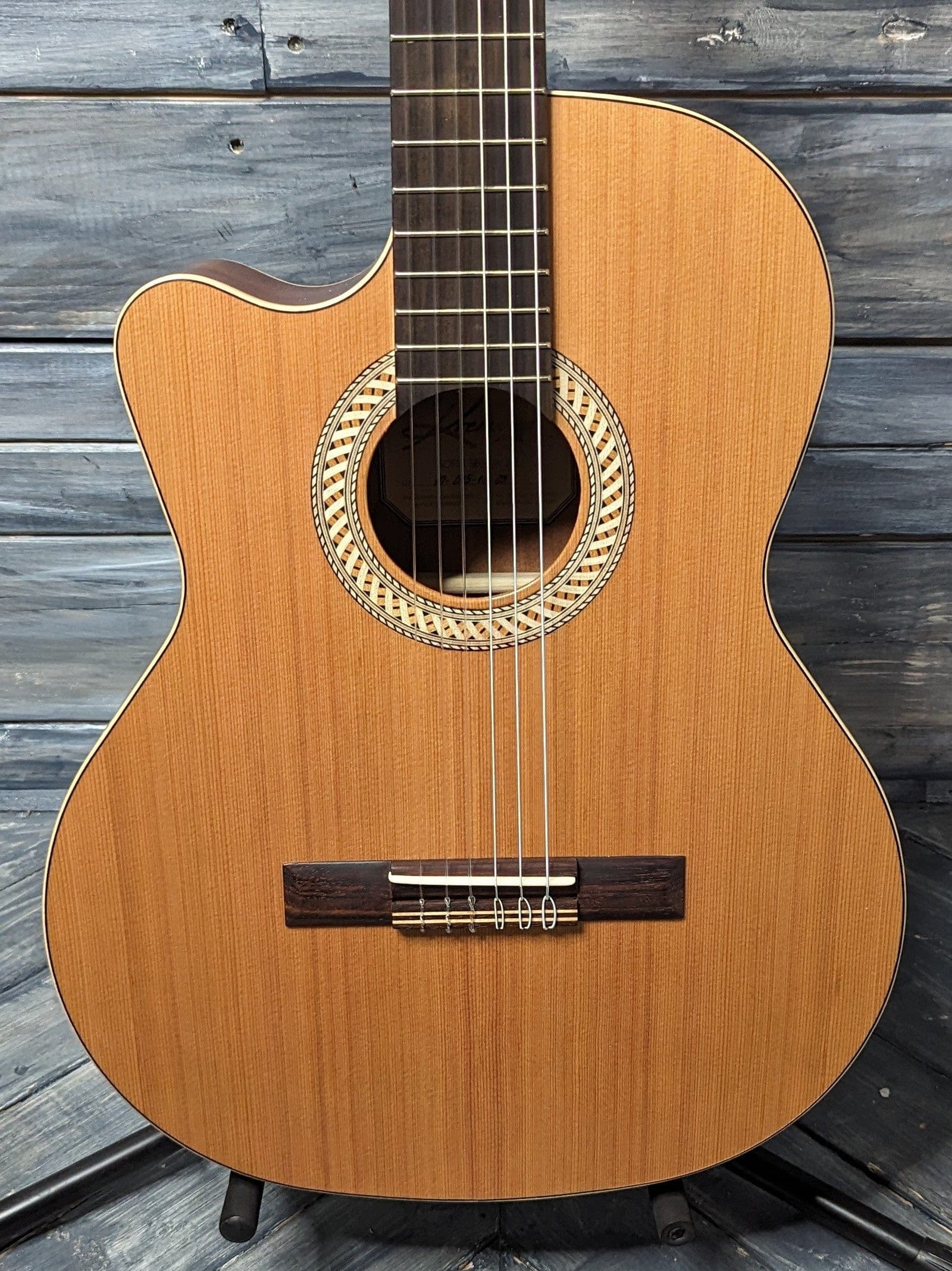 Ortega Left Handed R131L Family Series Pro Nylon String Acoustic