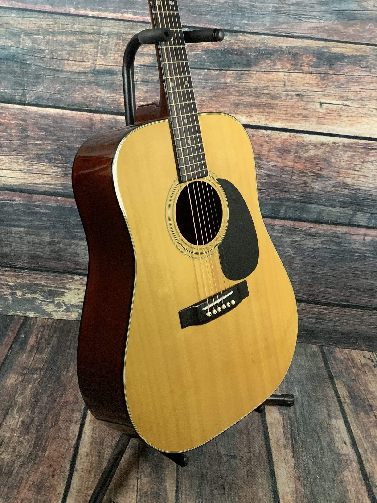 sigma guitars model dm 4 serial number