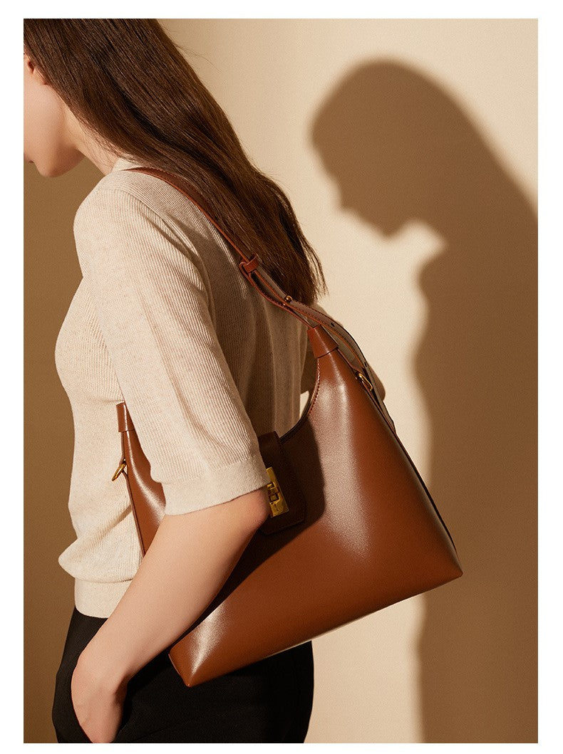 HIMODA REAL LAETHER HOBO SHOULDER BAG- tan - detail 1