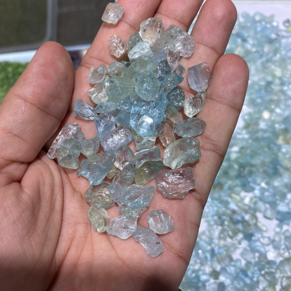 25KG Natural Raw Aquamarine Crystals for Lapidary Artists | Wholesale  Gemstones | Folkmarketgems