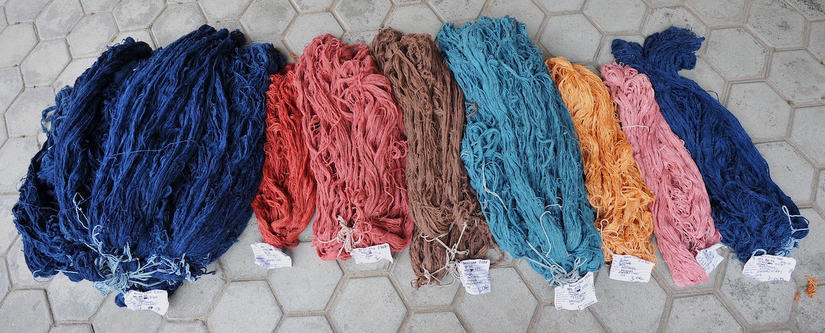 vegetable dyed wool for rug weaving